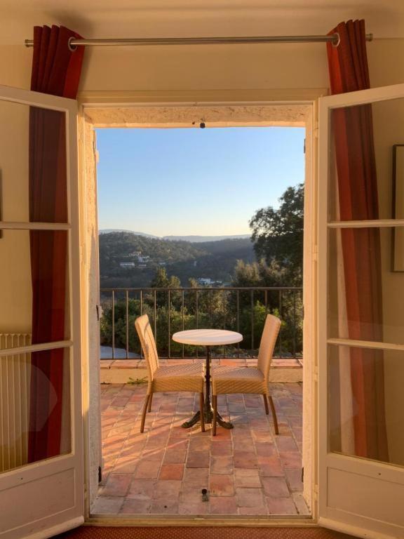 Hotel La Boulangerie Grimaud Quarto foto